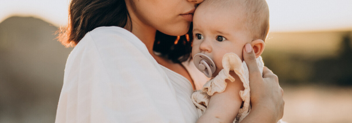 Você tem 40 anos ou mais e deseja ser mãe, será que basta parar o anticoncepcional? Clinifert Clinica de Reprodução Humana Florianópolis.