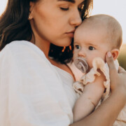 Você tem 40 anos ou mais e deseja ser mãe, será que basta parar o anticoncepcional? Clinifert Clinica de Reprodução Humana Florianópolis.